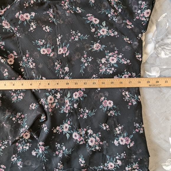 Woman's Midi Dress - Picture 9 of 11